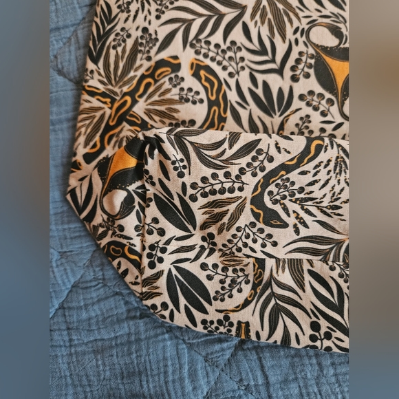 Uterus, doula, midwife, birth worker, divine feminine handmade book tote - Picture 3 of 3